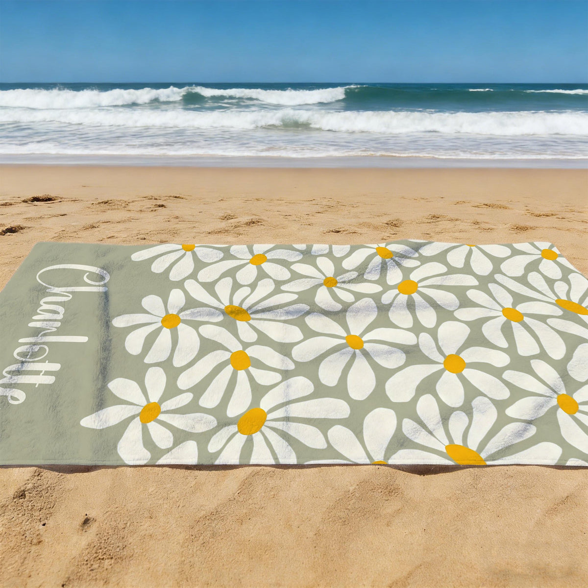 Personalized Daisy Floral Beach Towel, Custom Name Pool Towel for Girls, Bithday Party Gift For Kids, Tropical Vacation Gift, Beach Lover's Gift