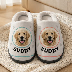 Custom Pet Face Cozy Slippers – Single Photo Badge with Name Pattern - Personalized Fleece Slipper 6e1a3a8a-1936-48e9-9469-5b079994d320.png