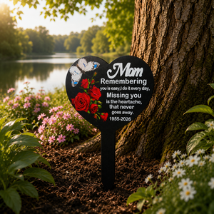 Personalized Heart Memorial Butterfly Plaque Stake Sympathy , Custom Grave Markers Metal Grave Stake Decoration for Mom Dad Cemetery Outdoors Yard Garden