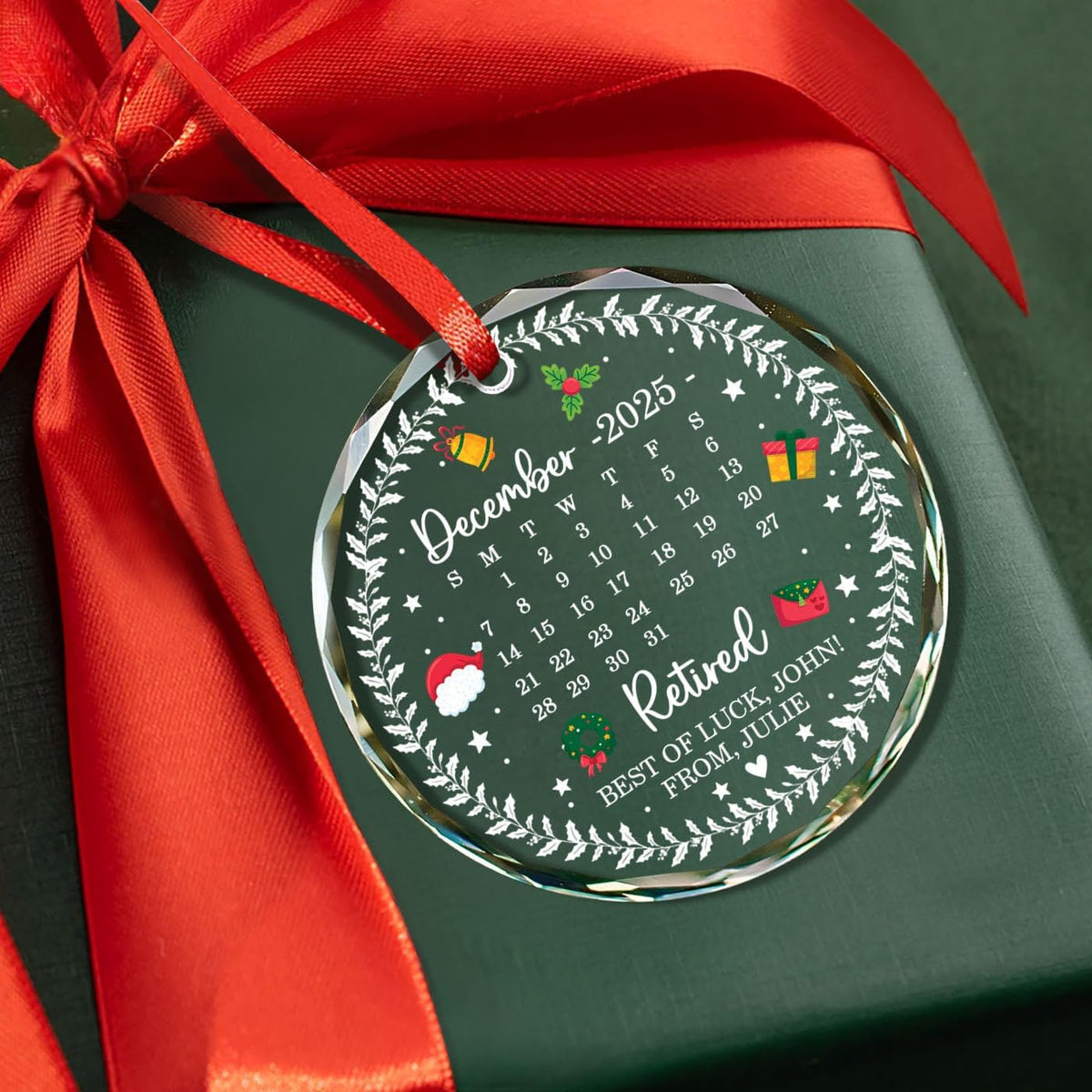 Personalized Retirement Christmas Glass Ornament Gift for Coworkers Leaving, Custom Name/Date Retired Calendar Ornament Christmas 2025, Retirement Xmas Tree Ornaments, Retired Ornaments for Women Men
