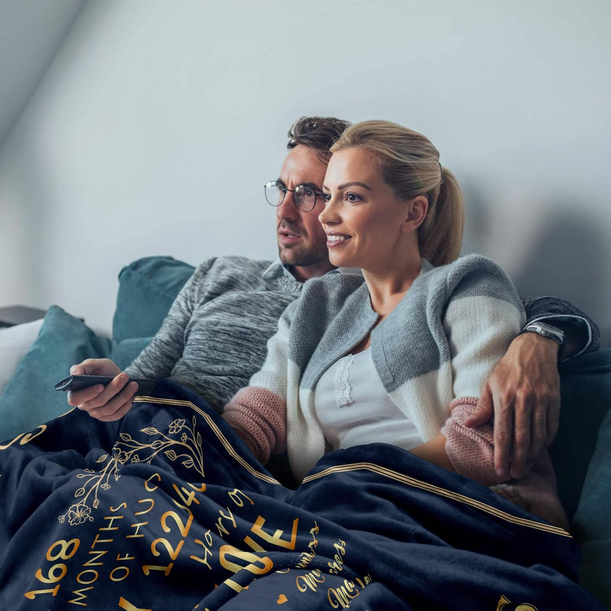 1st Anniversary Paper Gifts for Couple Husband Wife, 1 Year Anniversary Wedding Gifts for Him Her, First Anniversary Marriage Gifts,Romantic Bed Throw Blanket