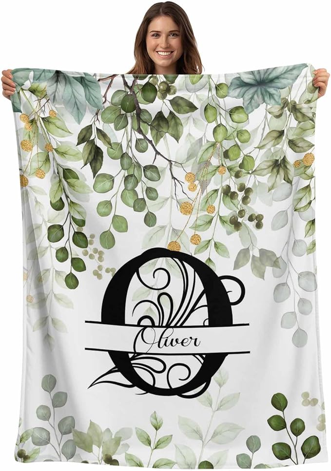 Personalized Monogrammed Blanket - Custom Letter A-Z Blanket with Name | Heartfelt Gift for Christmas, Anniversary, Birthday | Throw for Adults Men & Women Kids Boyfriend & Girlfriend Pet