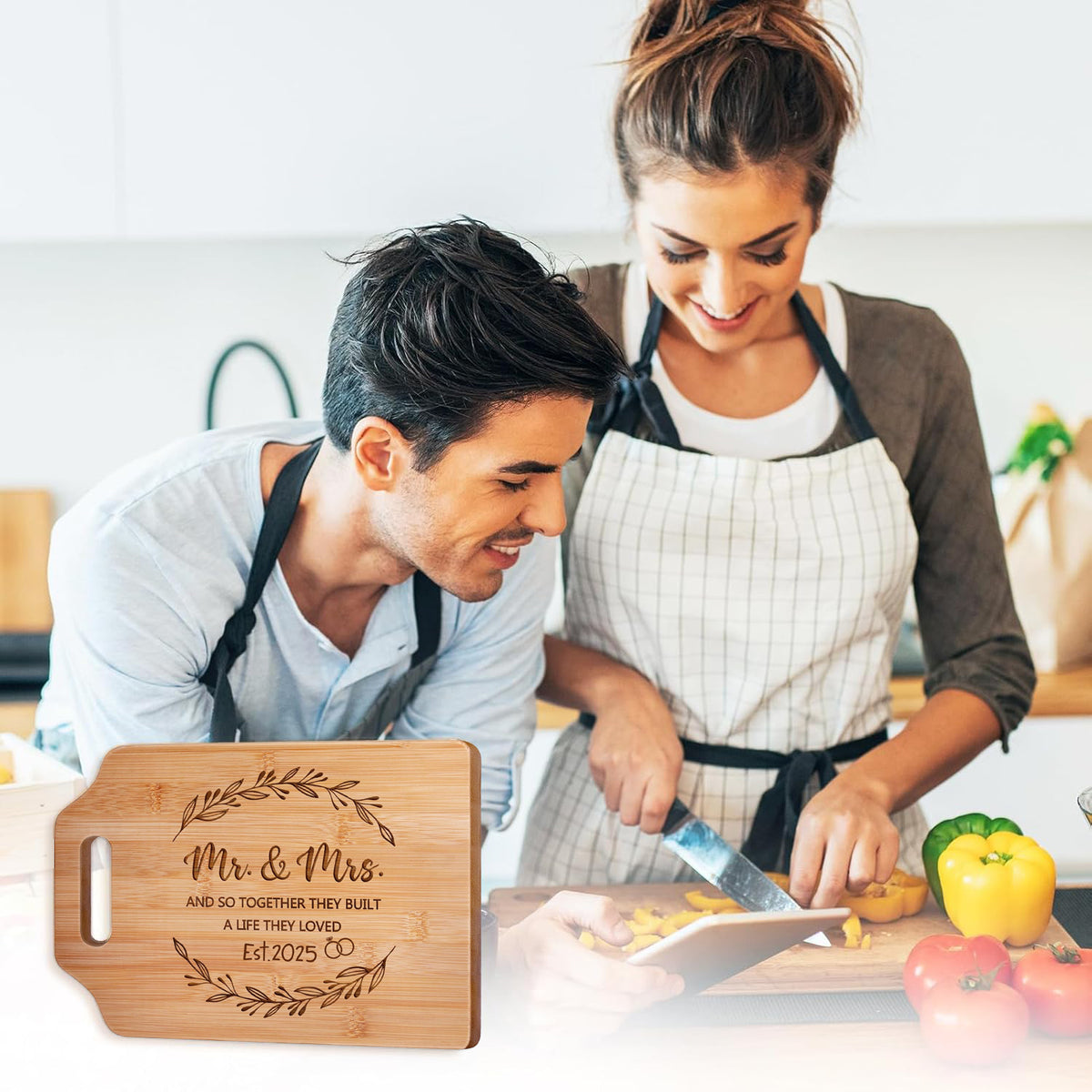 Wedding Gifts for Couple 2025, Mr and Mrs Wedding Cutting Board, Engagement Bridal Shower Marriage Gifts for Newlyweds, Couples, Bride to Be
