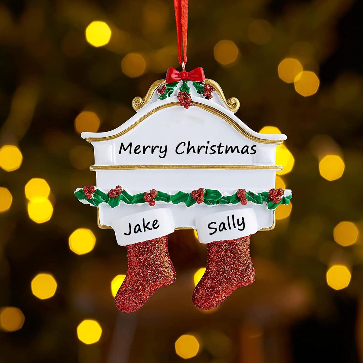 Personalized Christmas Ornaments 2025 Family of 2/3/4/5/6 Custom Christmas Stocking Ornament with Names Customized Ornaments for Xmas Tree