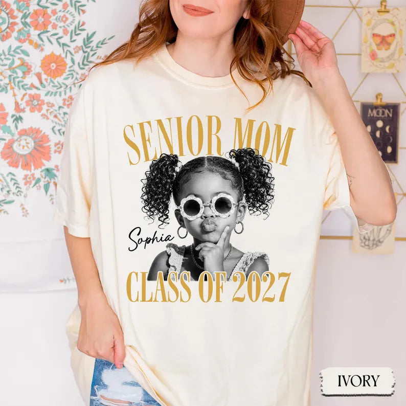 Custom Retro Senior Mom 2027 Shirt: Vintage Photo Senior Shirt, Class of 2027 Gift, Proud Family Matching Tee, High School Graduation Tee 7324e0b8-013b-4407-b34d-fdf6e3d34f44-vbbvbv-4-.webp