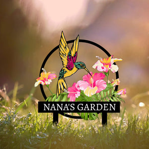 Custom Hummingbird Metal Garden Stake, Bird with Stakes Garden Sign, Personalized Garden Name Sign, Mother's Day Gift, Outdoor Decor