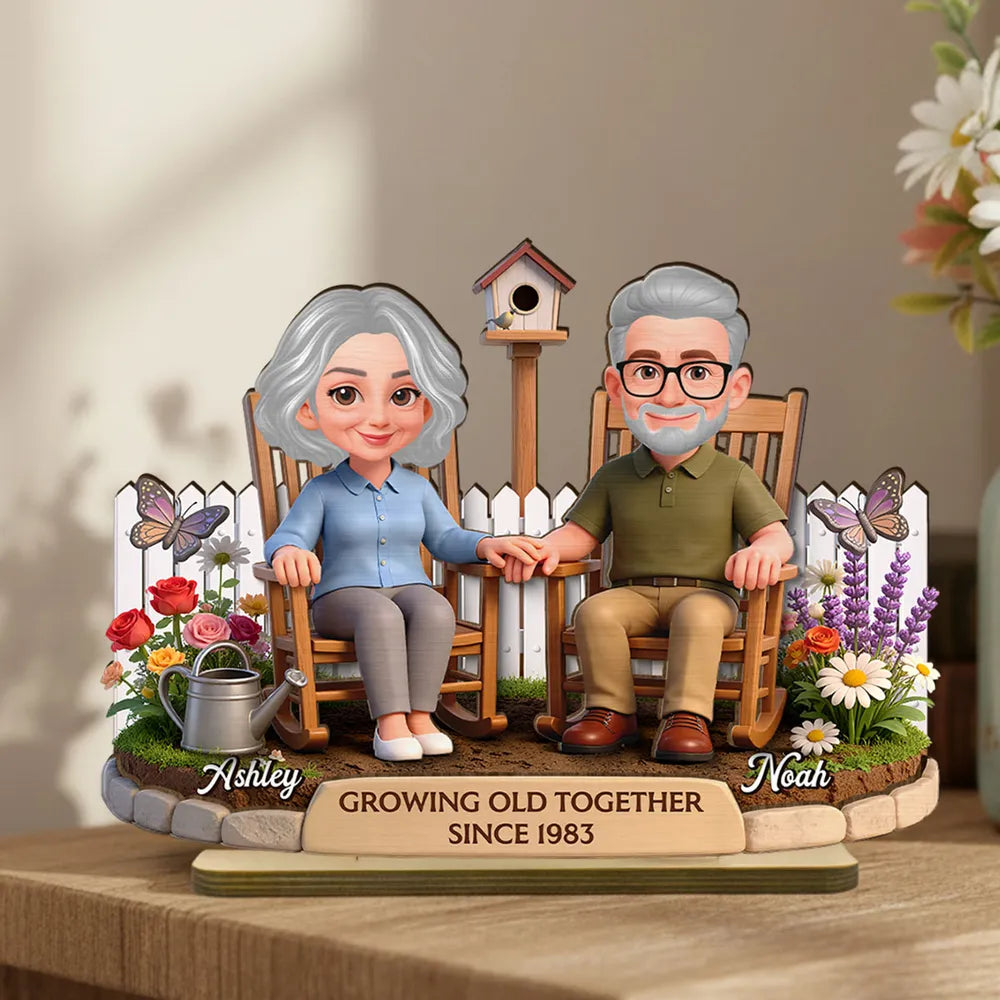 3D Effect Backyard Couple Growing Old Together - Personalized Wooden Plaque - Anniversary, Valentine's Day Gift For Couple