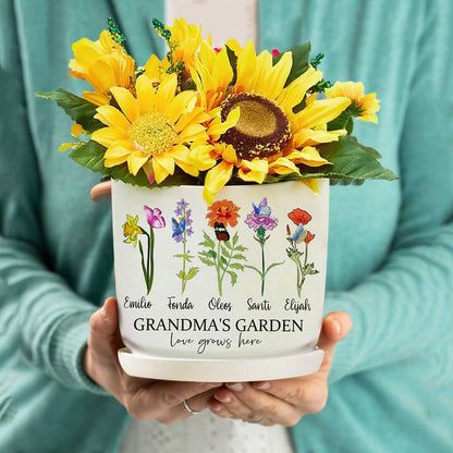 Mother's Day Gift Personalized Grandma's Garden Outdoor Flower Pot With Grandkids Name and Birth Flower For Mother's Day