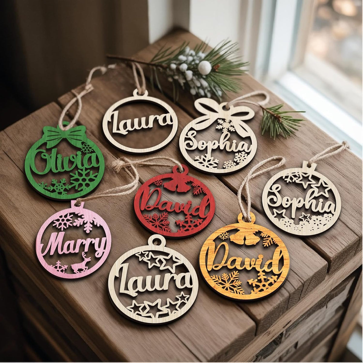 Personalized Christmas Ornaments with Names, Wooden Custom Christmas Ornament for Kids Adults Family, Custom Ornament for Christmas Tree, Personalized Ornaments with Name, Hanging Decoration Xmas Tree