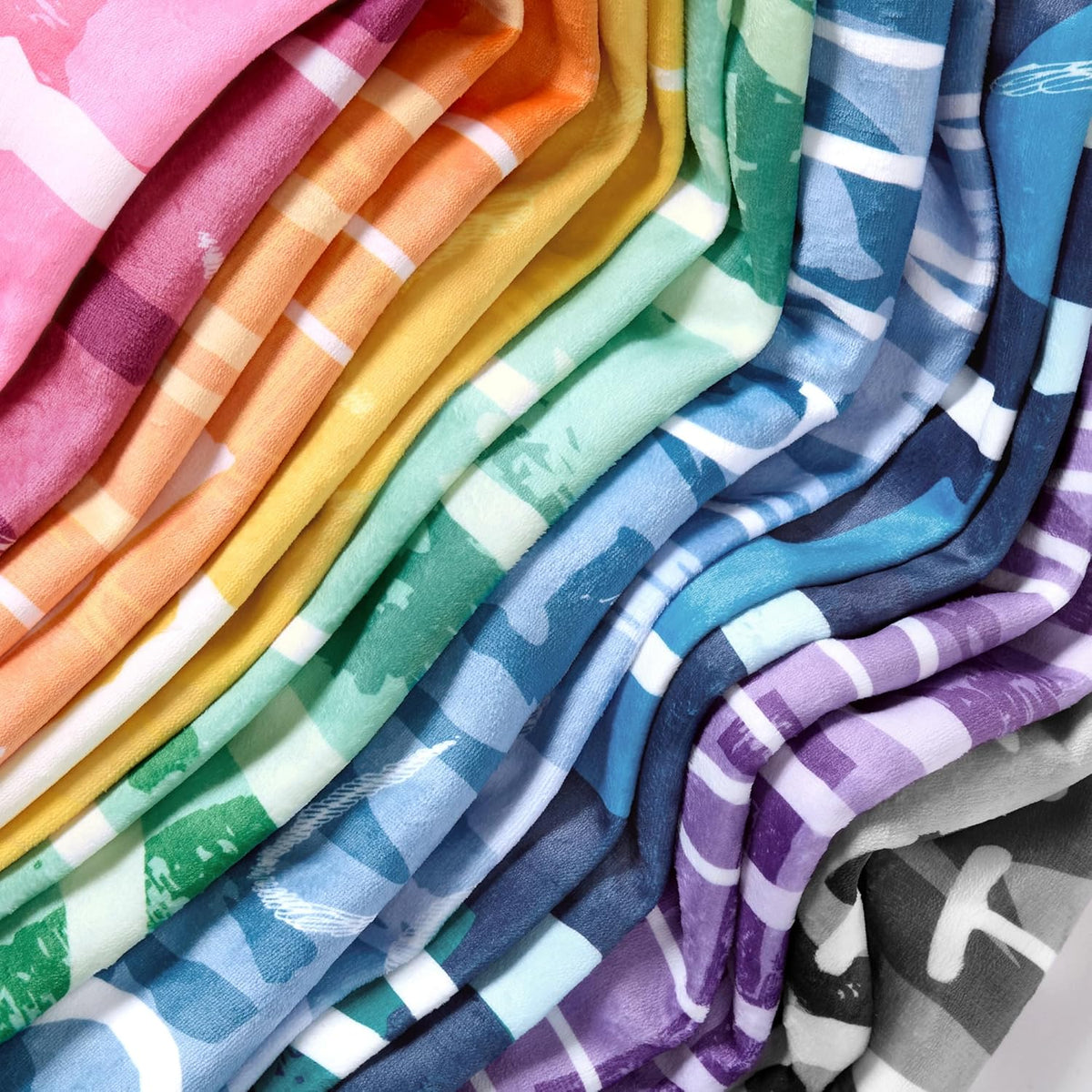 Let's Make Memories Personalized Beach Towel - Custom Cotton/Poly Blend Pool Towel - Personalize with Your Name - Standard Size - Hot Pink