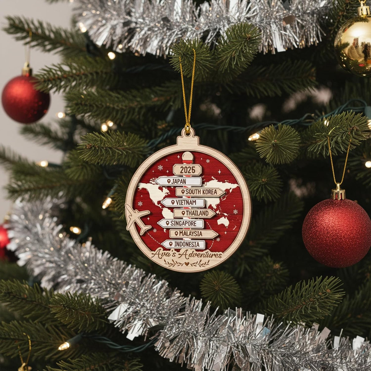 Personalized Travel Memory Ornament with Custom Locations & Name - Mixed Material Keepsake with Wooden Signposts, Unique Vacation Memento, Adventurer Gift for Christmas