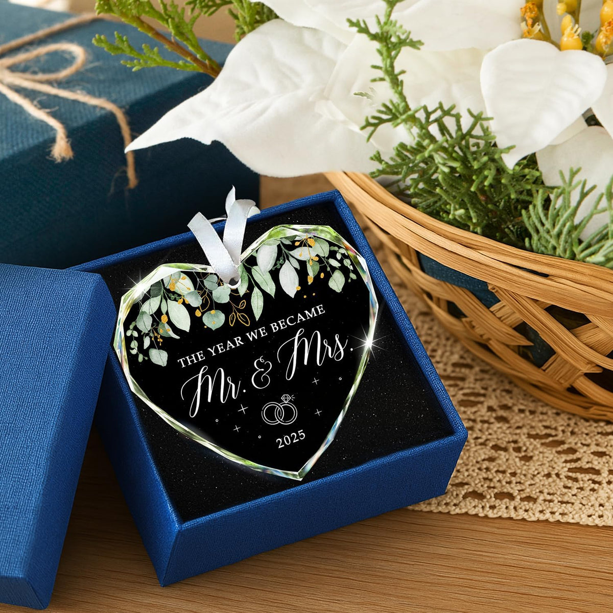 Wedding Gifts for Couples 2025 - Mr and Mrs Gifts - Bridal Shower, Bride Gift, Wedding Ideas for Newlywed, Bride, Future Mr & Mrs - Just Married Glass Ornament 2025, 1st Married Decorations