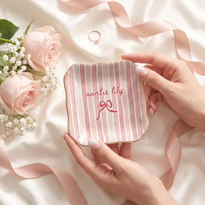 Personalized Aunt Ring Dish, Pregnancy Announcement Gift for Auntie, Tia Zia Jewelry Dish, New Aunt Gift Ideas, Birthday Gift for Aunt 9036c2f5-e251-4b6c-981b-34d96bd38567-cxxcx-13-.webp