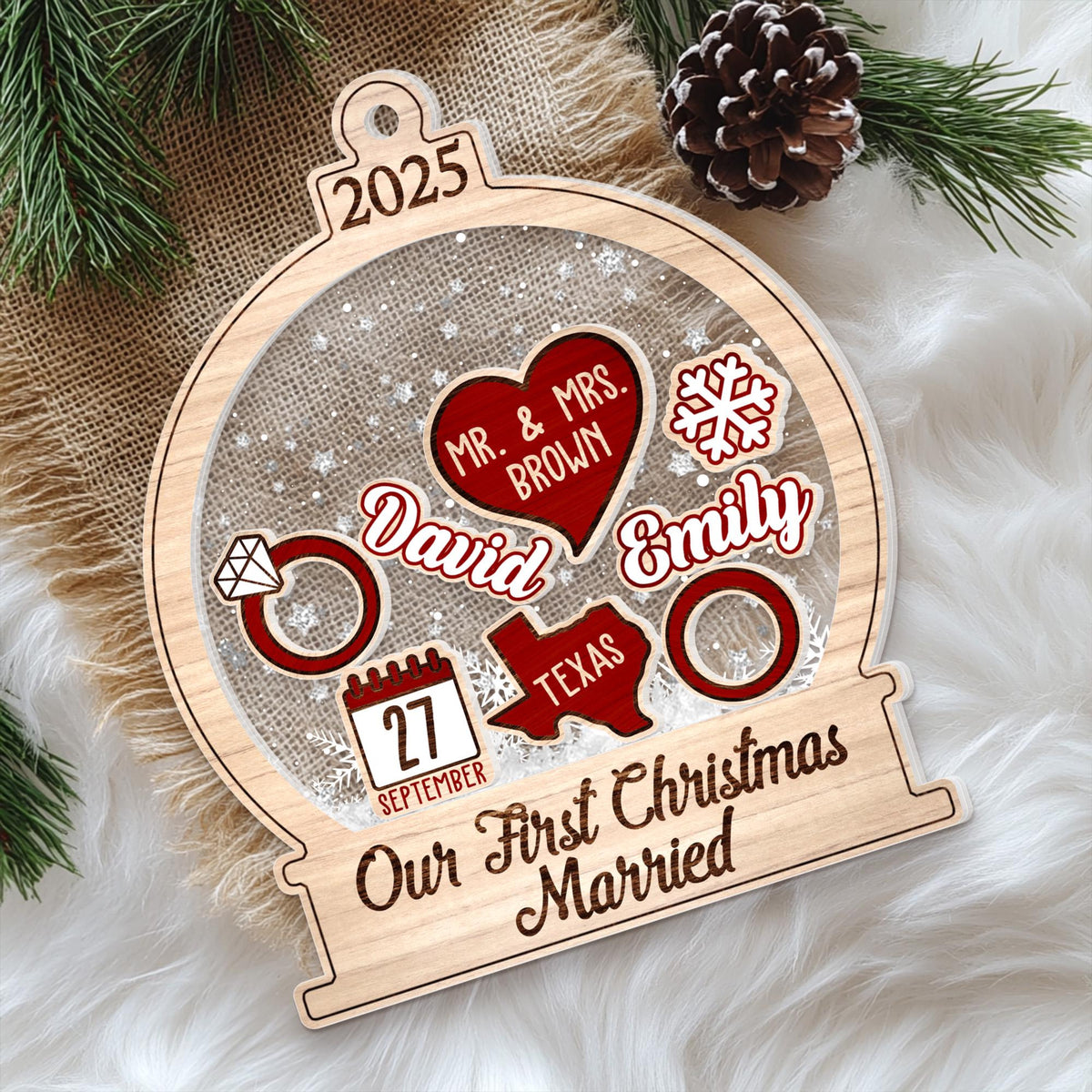Personalized Christmas Married Ornament, First Christmas Married Ornament, Custom Mr Mrs Wedding Ornament, Wedding Keepsake, Christmas Gift