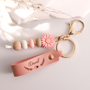Personalized Daisy Keychain, PU Leather Floral Keychain, Beaded Bag Charm