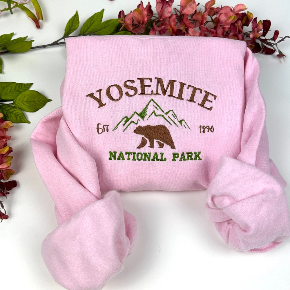 Yosemite National Park Embroidered Crewneck-Embroidered Crewneck-National Park Sweatshirt 4