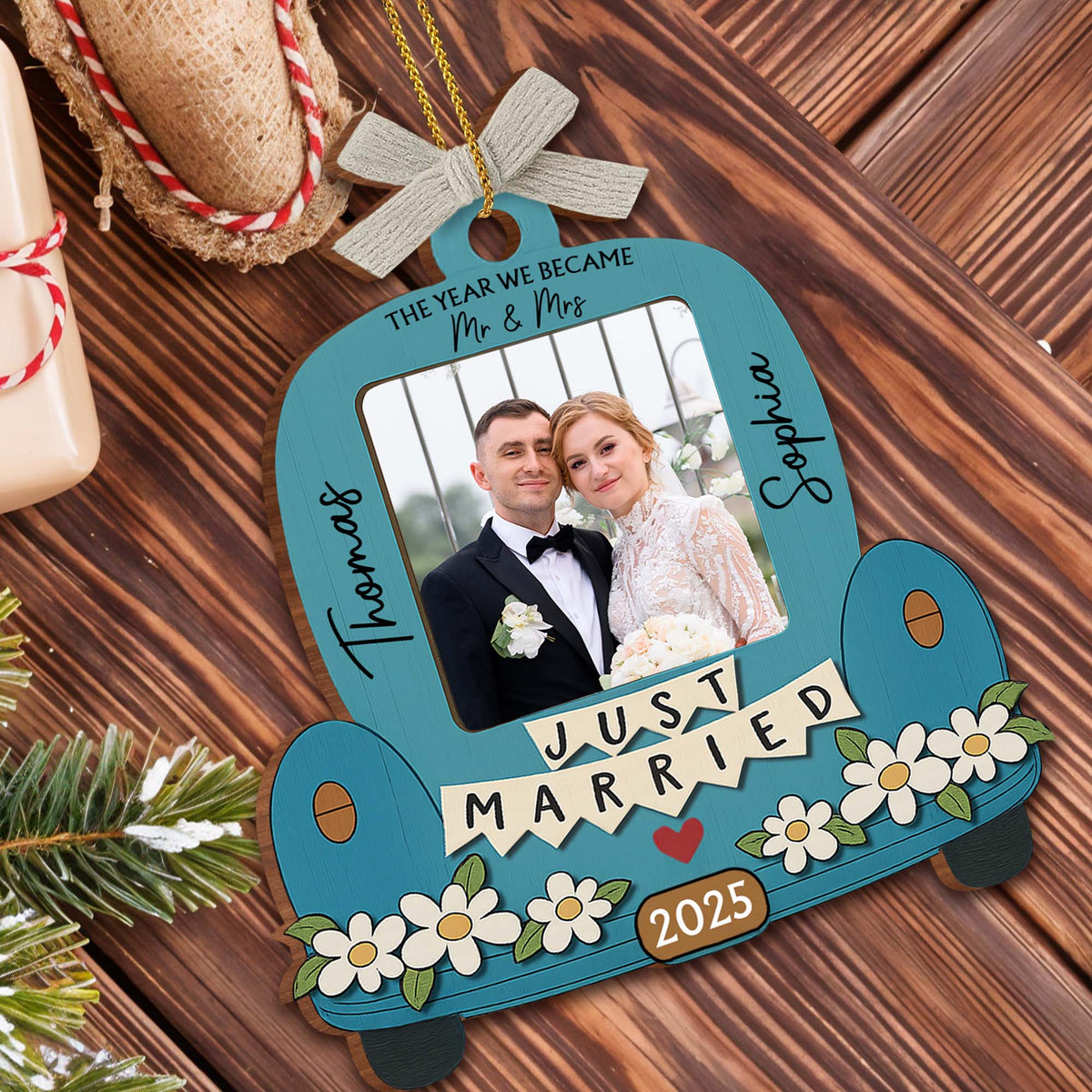 Just Married, Car And Flowers Design, Custom Wood Ornament, Gift For Newlyweds Christmas Gift For Couple Anniversary Gift Wedding Gift