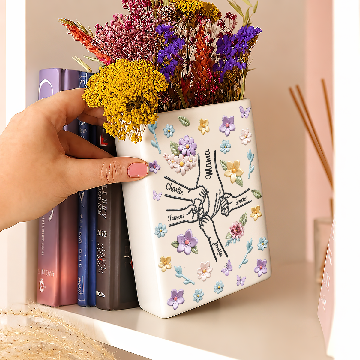 3D Effect Book Lovers - Personalized Ceramic Book Vase