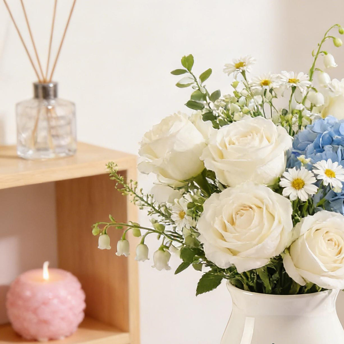 Personalized Mom With Kids Names Flower Vase, Custom Vase Gifts for Mom, Grandma Gifts, Custom Mom Birthday Jug Vase