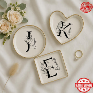 Personalized Ring Dish Wedding Gift for Couple Custom Jewelry Tray Engagement Ring Holder Bride Gift Anniversary Keepsake