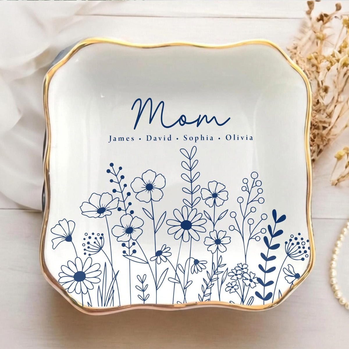 Custom Ring Dish for Mom Grandma with Kids Name, Grandma Trinket Dish, Wildflower Jewelry Tray, Birthday Mothers Day Gift for Mom or Grandma