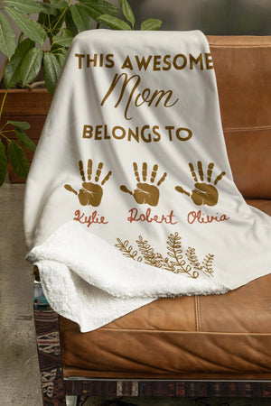 Personalized Mom Blanket with Kids Names, Custom Mother's Day Gift, This Awesome Mom Belongs To, Gift for Mom from Kids, Custom Flower Throw