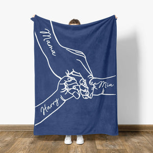 Personalized Mama Holding Hands Blanket: Kids Names Blanket For Mom, Mother's Day Gift, Up to 10 Kids