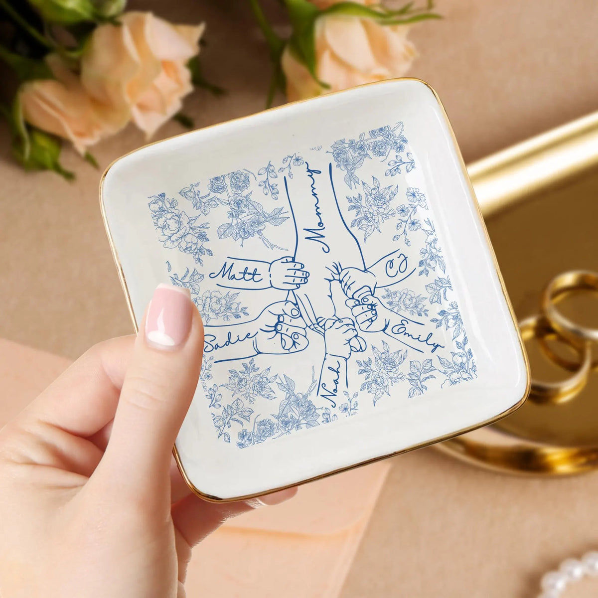 Personalized Holding Mom's Hand Ceramic Jewelry Dish with 1-6 Kids: Chinoiserie Mom Trinket Dish, Mothers Day Gift for Mom, Mama Ring Holder