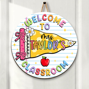 Personalized Teacher Door Hanger, Custom Teacher Name Sign, Pennant Flag Classroom Door Sign, Classroom Decor, Teacher Gift, Back To School aceff27d-539c-41fa-9ff4-023380d0b77e-2.png