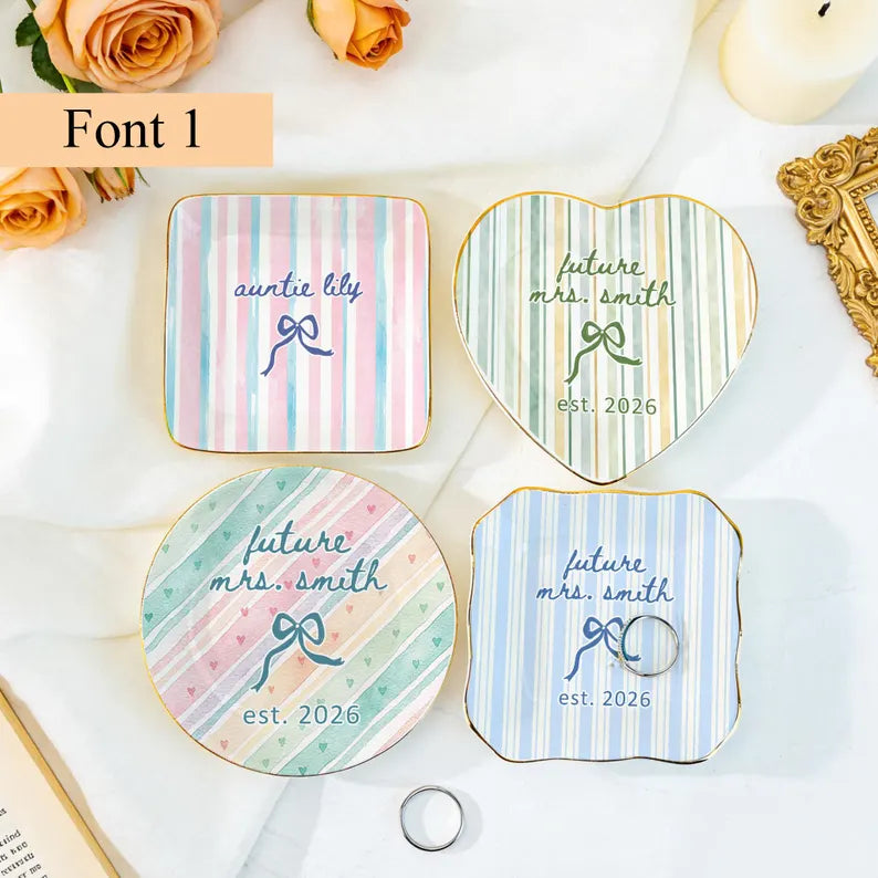 Personalized Aunt Ring Dish, Pregnancy Announcement Gift for Auntie, Tia Zia Jewelry Dish, New Aunt Gift Ideas, Birthday Gift for Aunt aeda93f0-37e4-4351-8d8a-76007bf4d7f9-cxxcx-10-.webp