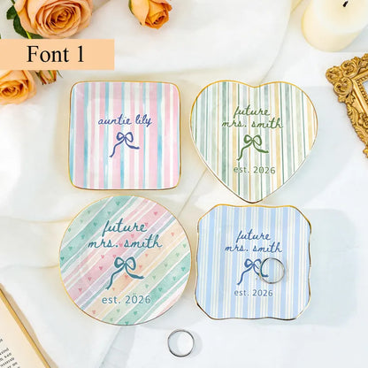 Personalized Aunt Ring Dish, Pregnancy Announcement Gift for Auntie, Tia Zia Jewelry Dish, New Aunt Gift Ideas, Birthday Gift for Aunt aeda93f0-37e4-4351-8d8a-76007bf4d7f9-cxxcx-10-.webp