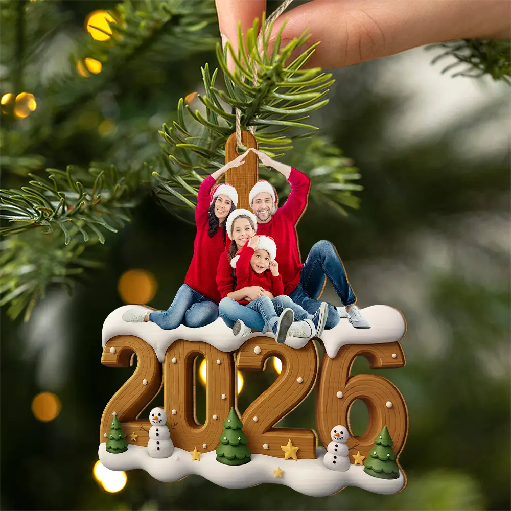 Custom Photo Christmas Family - Personalized Custom Shaped Wooden Ornament af70975f-588b-4ae8-b913-84f6f8287f04-Custom_Photo_Christmas_Family_-_Personalized_Custom_Shaped_Wooden_Ornament-MK1.png