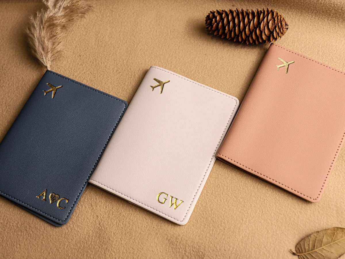Personalized Leather Passport Holder,Passport Cover,Wedding Best man Bridesmaid Groomsman Gift Wedding Travel Gift,Couples Gift,Gift for Dad ba9a4582-733c-42ba-a3c6-2b0fc45e03fb-esrtet-2-.webp