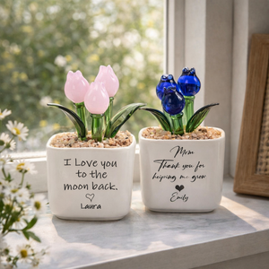 Glass Tulip Gift for Mom, Personalized Glass Flower Pot, Mother's Day Gift, Custom Everlasting Floral Desk Decor