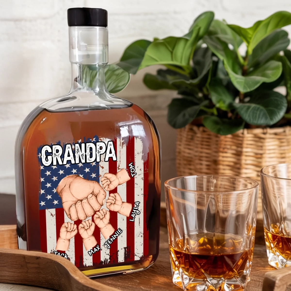 American Flag Papa & Kids Fist Bump - Personalized Whiskey Bottle - Father's Day, Gift For Dad, Grandpa