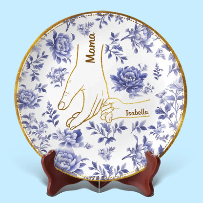 Mom Holds Kid's Hands - Personalized Ceramic Plate - Gift For Mother, Birthday Gift, Mother's Day Gift