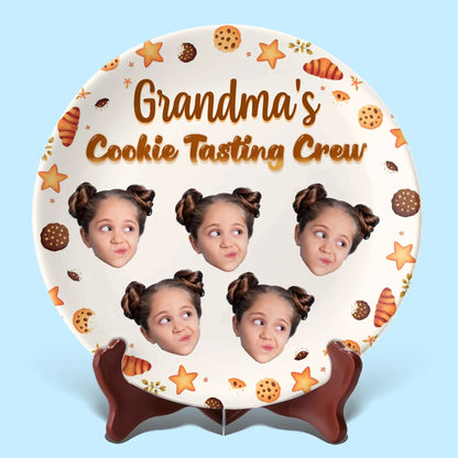 Mom Grandma's Cookies Tasting Crew - Personalized Ceramic Plate - Mother's Day, Gift For Mom, Grandma
