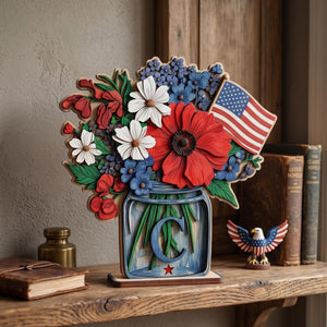 Personalized Patriotic Flower Wooden Plaque, American Flag Floral Arrangement, Fourth of July Centerpiece, USA Home Decor Gift