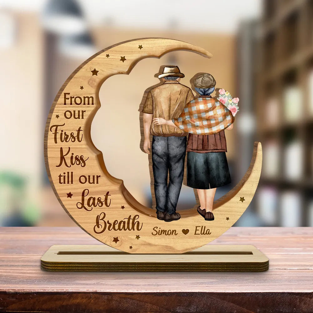 Old Couple On The Moon - Personalized Wooden Plaque - Anniversary Gift For Couple, Valentine's Day Gift