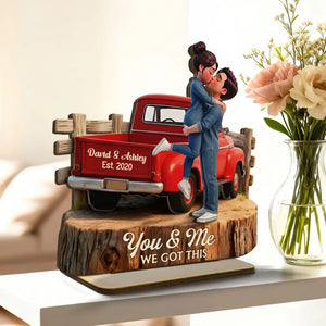Pickup Truck Kissing Couple - Personalized Wooden Plaque - Anniversary Gift, Valentine's Day Gift For Couple