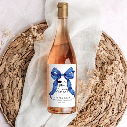 Senior Bow She Did It Graduation Wine Bottle Labels Printed, Custom College Graduation Wine Label, Graduation Gift for Her, Class of 2025
