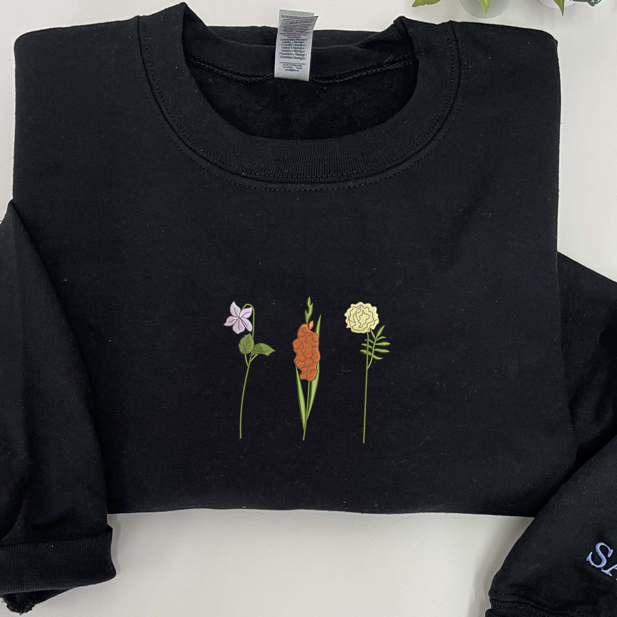 Personalized Birth Month Flower Sweatshirt, Embroidered Birth Flower Sweatshirt, Floral Embroidery, Mothers Day Gift