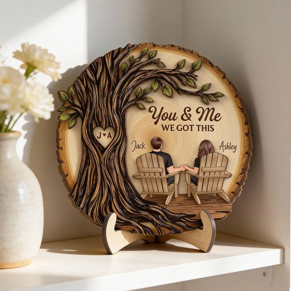 Couple Sitting Under Heart Carved Tree - Personalized Wooden Plaque - Valentine's Day Gift For Couple