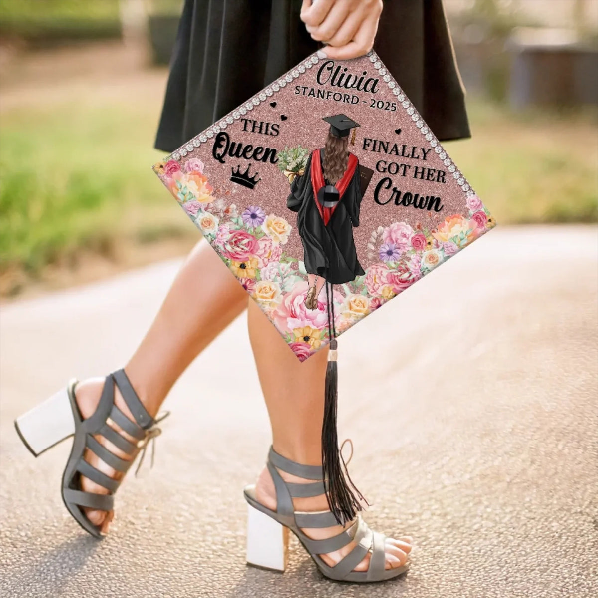 This Queen Finally Got Her Crown - Personalized Graduation Cap Topper - Graduation Gift For Daughter, Sister, Bestie
