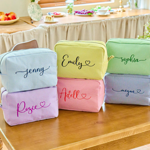 Personalized Seersucker Makeup Bag, Embroidered Cosmetic Bag, Bridesmaid Gifts, Large Capacity Monogrammed Toiletry Bag, Bridal Shower Gifts