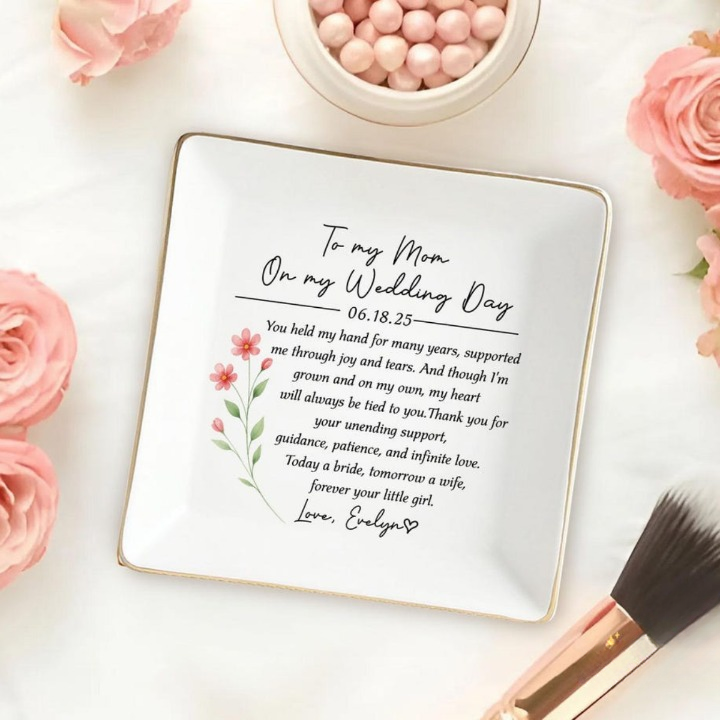 To My Mom Personalized Ring Dish, Wedding Ring Holder, Mother of the bride Gift, Wedding Gift for Mom, Bride Mom Gift, Bridal Shower Gifts