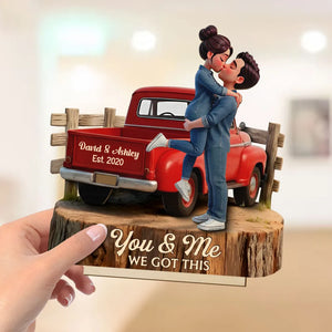 Pickup Truck Kissing Couple - Personalized Wooden Plaque - Anniversary Gift, Valentine's Day Gift For Couple