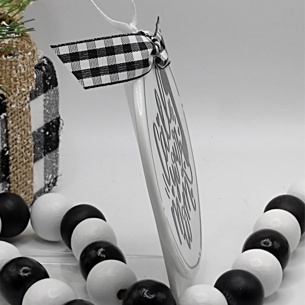 Best Babysitter Ever - Personalized Ornament - Christmas Gift For Babysitter