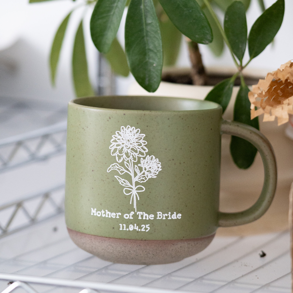 Custom Mug Birth Flower Pottery Mug for Mother of the Bride Gift for Mom, Personalized Mug Gift for Daughter's Wedding Gifts