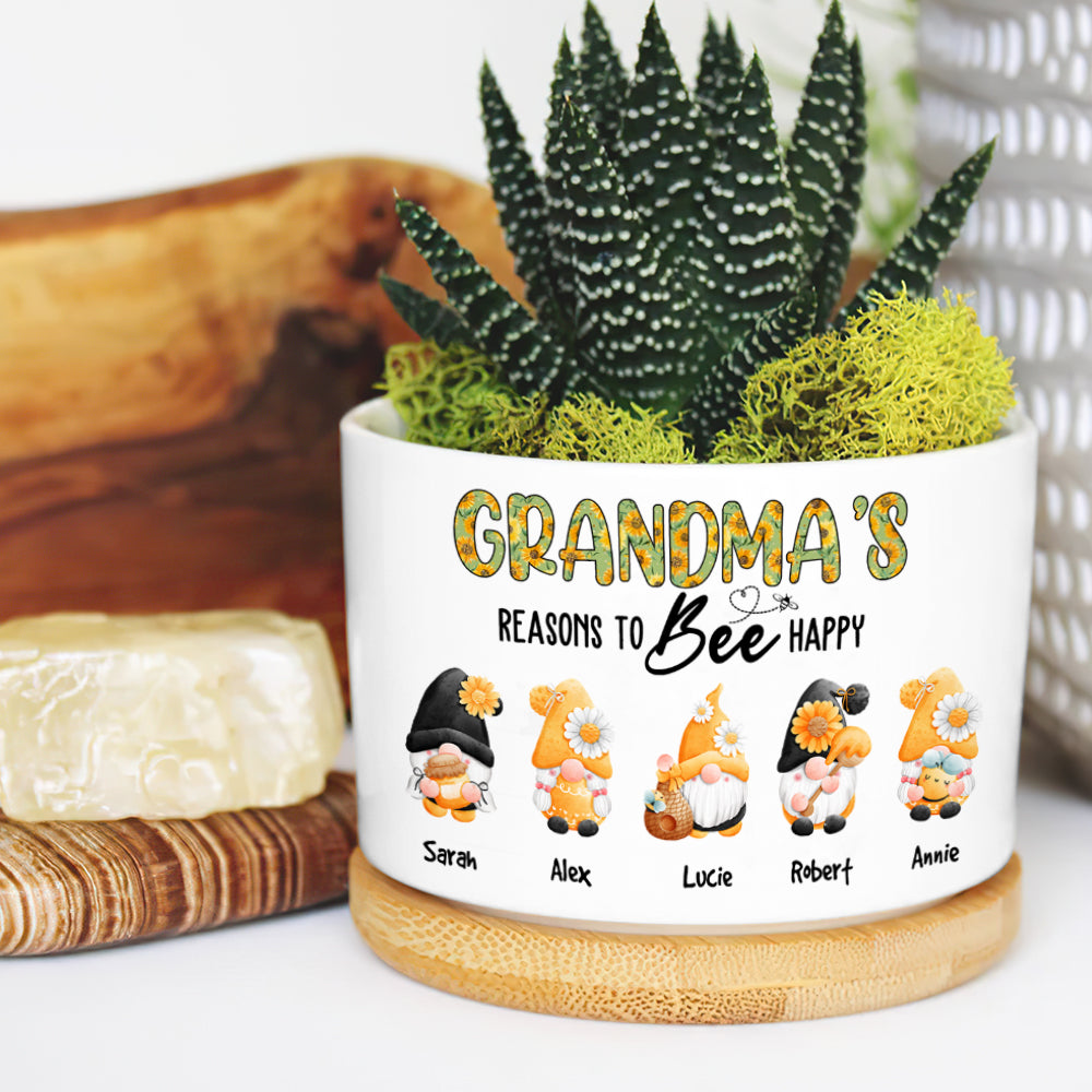 Grandma Mom's Reasons To Bee Happy - Personalized Plant Pot - Gift For Grandma, Mommy, Gnome Plant Pot